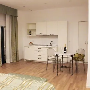Nerello And Guest house